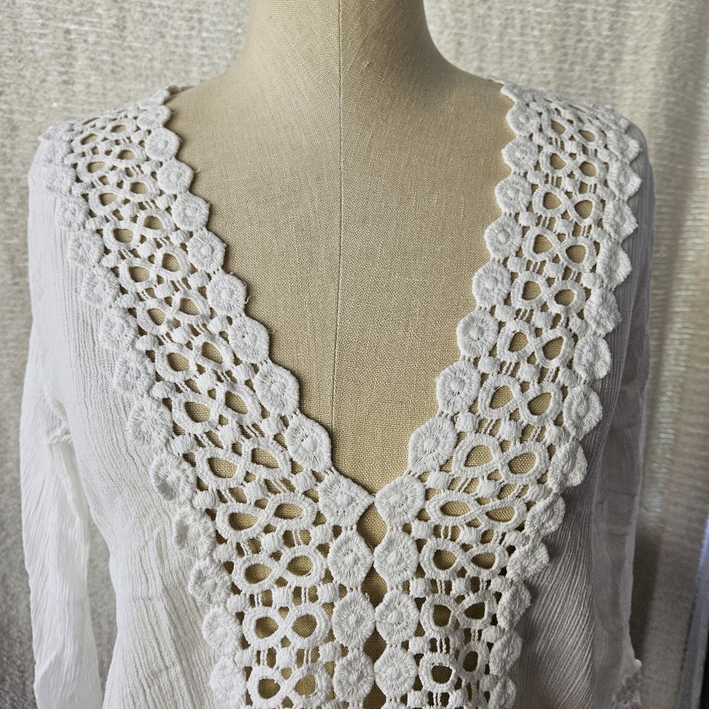 RAVIYA White Cotton Crochet Trim Cover Up | SZ M - Picture 6 of 13